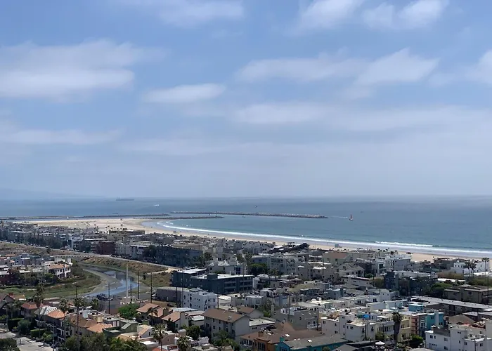 Venice Beach Lux Retreat Coastal Apartment Haven
